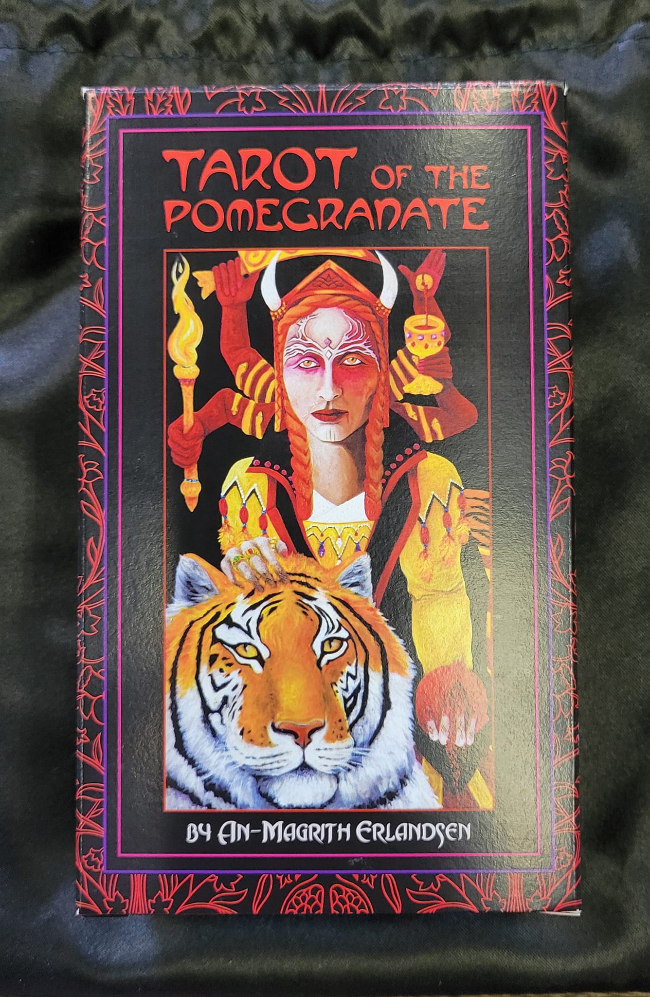 Tarot of the Pomegranate TAROT DECK 2024 edition