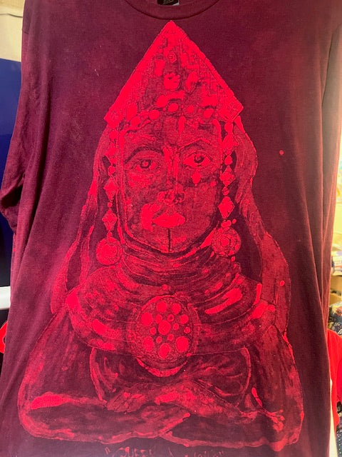 "Queen of Disks" in BATIK RED Size XL