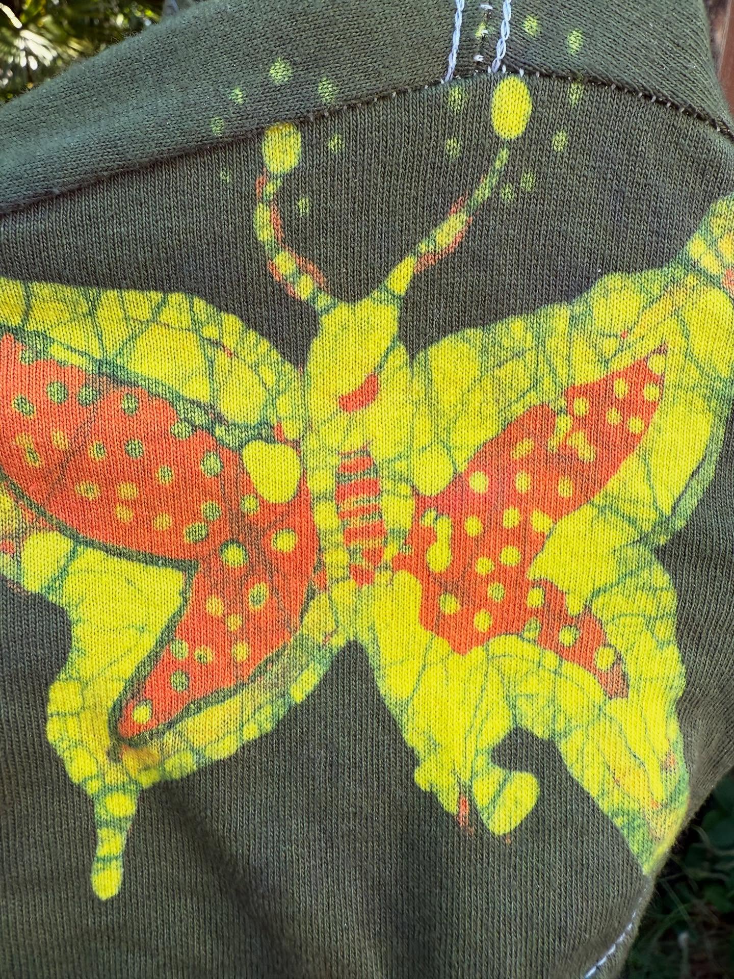Faerie of Vashon Island v-neck t-shirt XL (12-14)